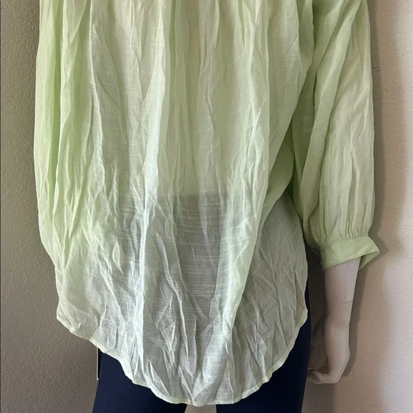 Light Green Women's Top - Picture 7 of 10